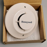 BRAND NEW HONEYWELL TC806B1076 PHOTOELECTRIC SMOKE DETECTOR